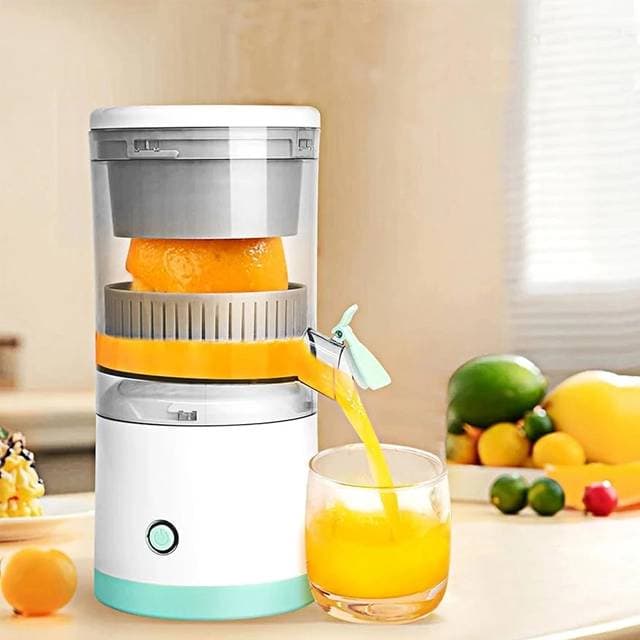 Mini Portable Rechargeable Juicer thumbnail 4