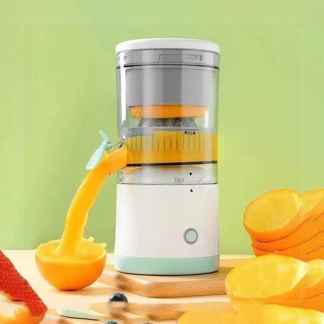 Mini Portable Rechargeable Juicer thumbnail 3